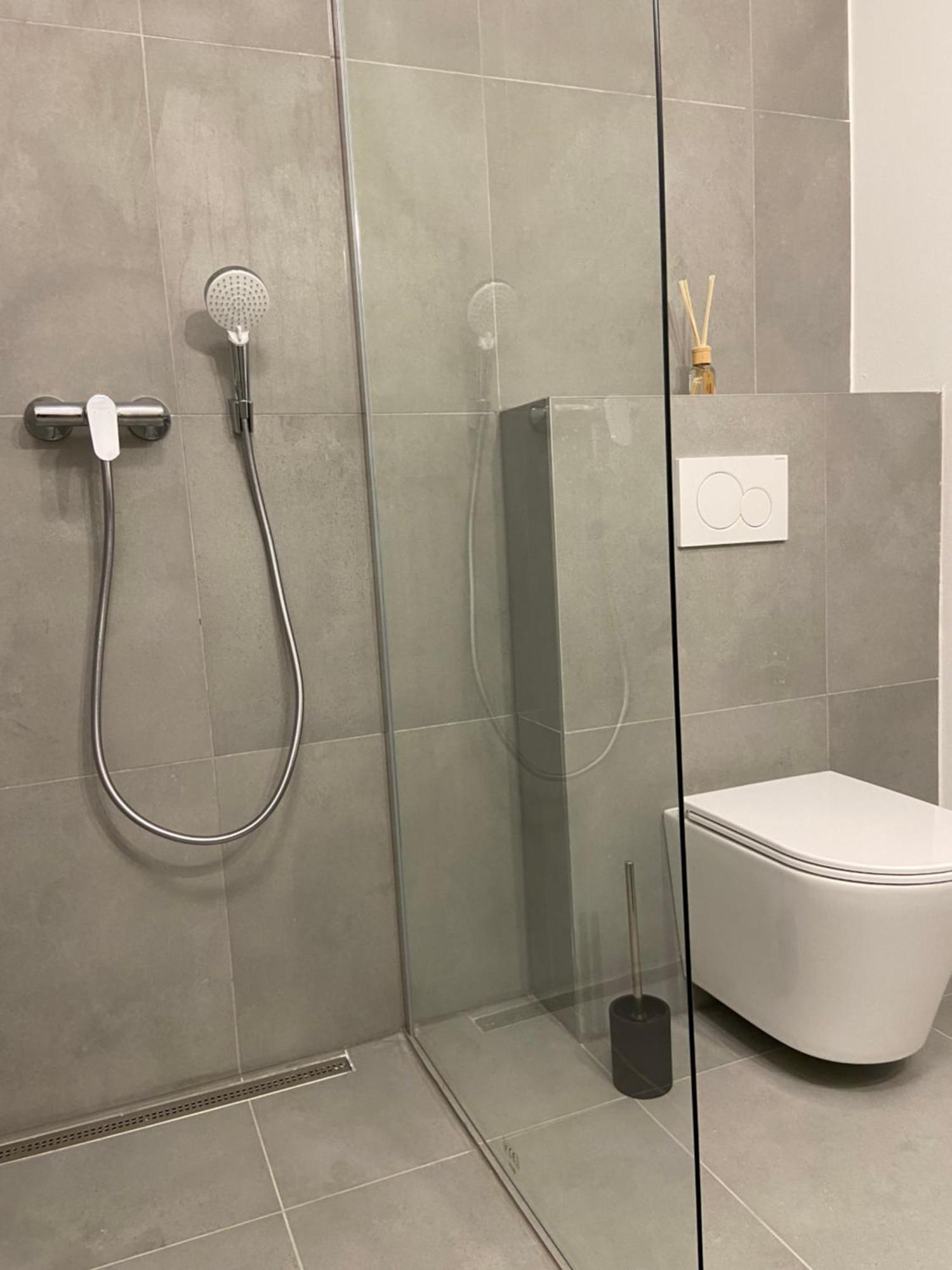 Ar Mykonos Oasis Appartement Košice Buitenkant foto
