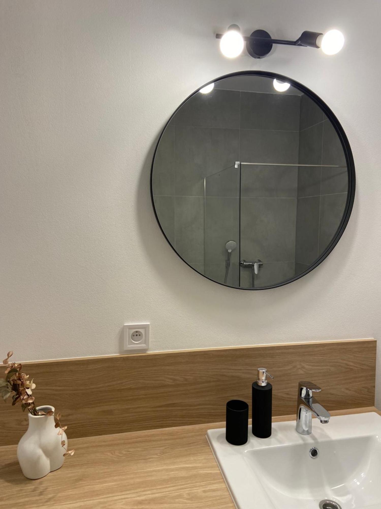 Ar Mykonos Oasis Appartement Košice Buitenkant foto